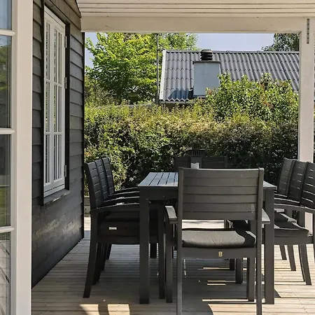 Design And Lovely Nature Near Feriehus